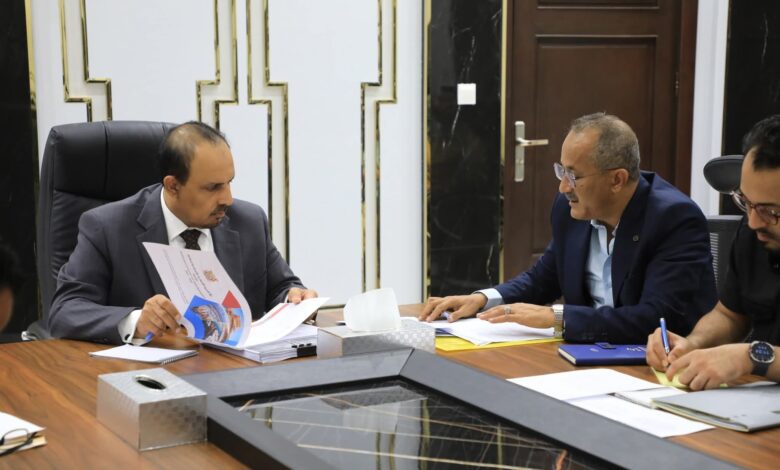 اخبار-حضرموت-|-المحافظ-بن-ماضي-يقف-على-تحضيرات-إطلاق-#خطة-التنمية-الاقتصادية-والاجتماعية-لمحافظة-#حضرموت-2025-–-2029