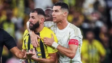 قمة-نارية-في-هونج-كونج.-التعادل-يحسم-الشوط-الأول-بين-النصر-والاتحاد-وطرد-ساديو-ماني-يشعل-المواجهة