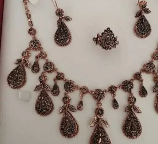 بالدينار-التونسي-والدولار.-أسعار-الذهب-في-تونس-اليوم-الأربعاء-20-–-8-2025