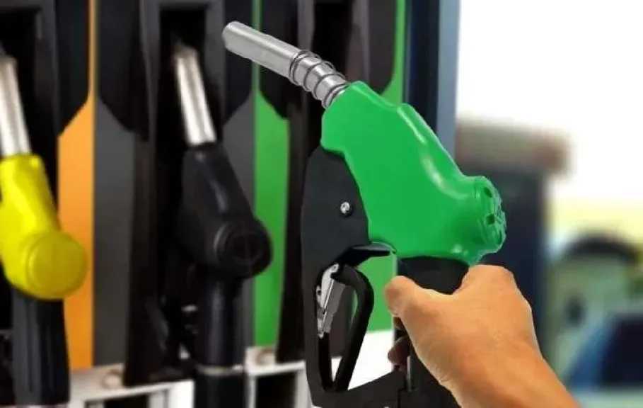 اللتر-بـ-19-جنيهًا.-استقرار-أسعار-البنزين-والسولار-اليوم-الأربعاء-20-أغسطس-2025