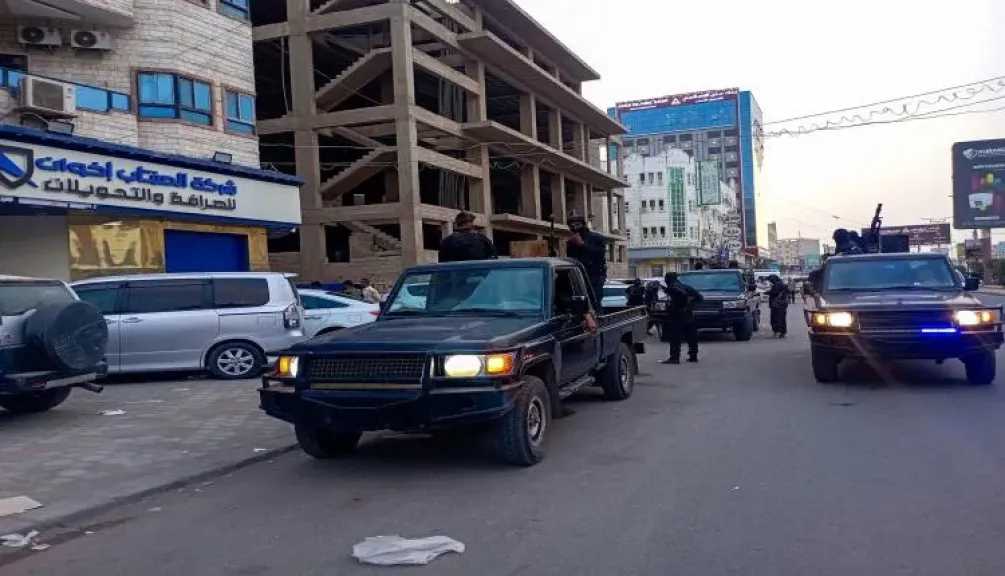 اخبار-اليمن-الان-|-”الهروب-مستحيل”.-تحذير-صادم-من-خبير-اقتصادي:-الأيام-القادمة-ستحسم-مصير-الصرافين!