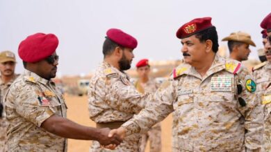 اخبار-حضرموت-|-وزير-#الدفاع-يطلع-على-أوضاع-منتسبي-الفرقة-الثانية-لقوات-#درع-الوطن-في-الوديعة