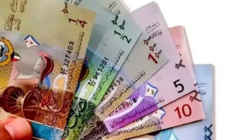 أسعار-الدينار-الكويتي-مقابل-الجنيه-المصري-بداية-تعاملات-اليوم-الجمعة-22-–-8-2025