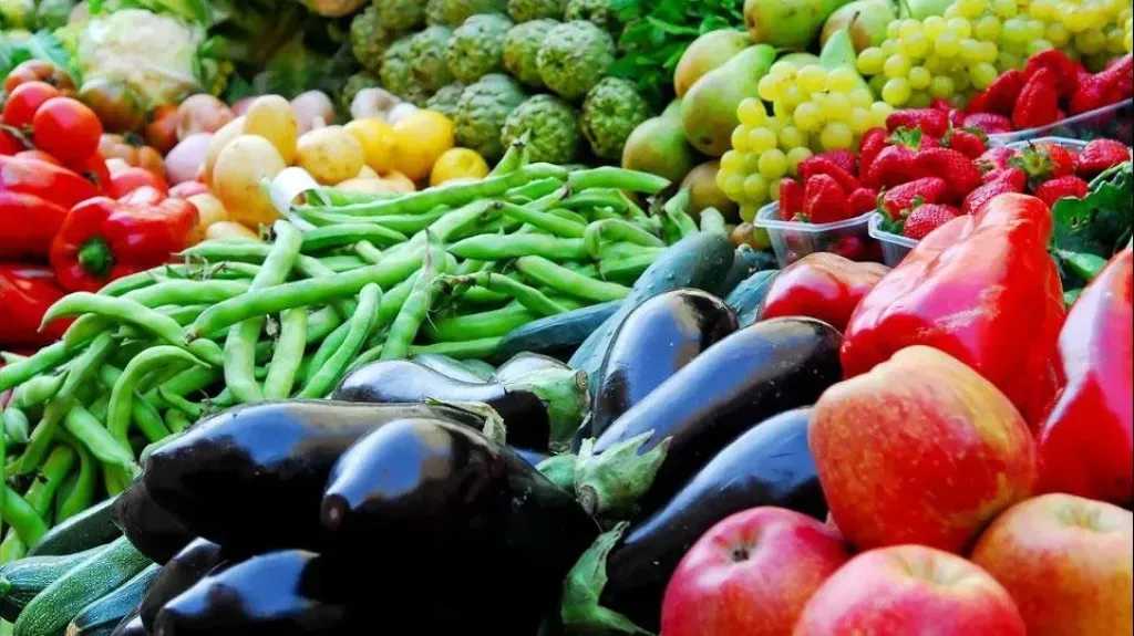 البطاطس-بـ9جنيهات.-أسعار-الخضروات-والفاكهة-بالسوق-المصرى