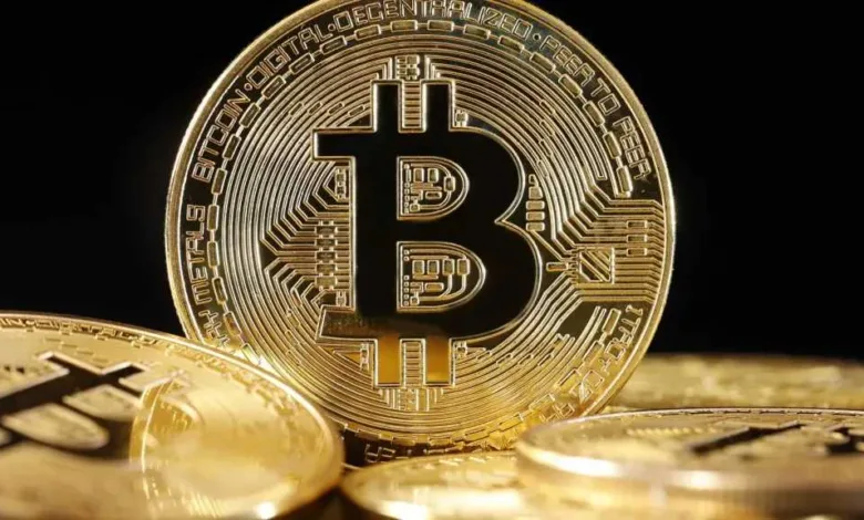 تراجع-قيمة-البيتكوين-إلى-112910-دولارات-وسط-ترقب-الأسواق-لخطاب-الفيدرالي-الأمريكي