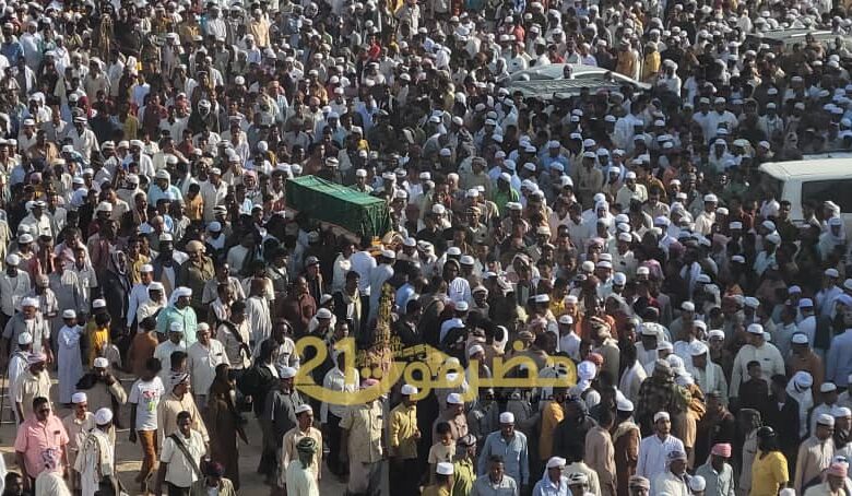 اخبار-حضرموت-|-تشييع-جثمان-#الشهيد-محمد-سعيد-#يادين-في-تريم-بمشاركة-جماهيرية-كبيرة