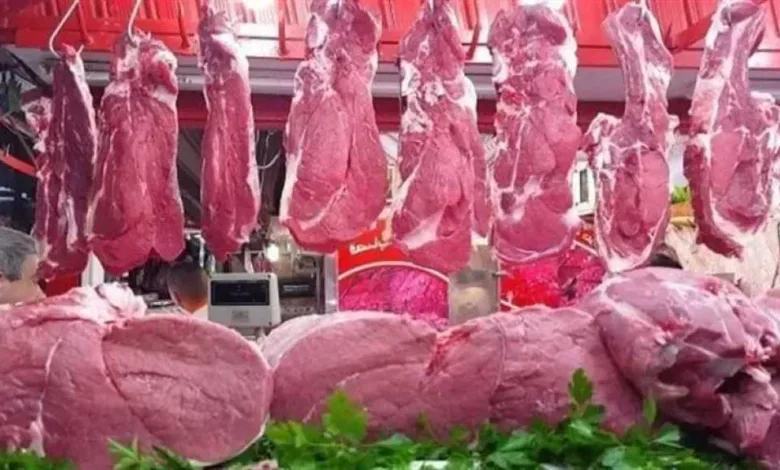 اللحم-على-الميزان…-والأسعار-في-سباق-بالكويت