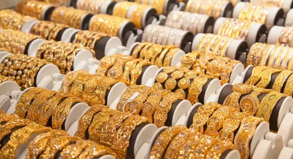 بالدينار-الليبي-والدولار.-أسعار-الذهب-في-ليبيا-بداية-تعاملات-اليوم-السبت-23-–-8-–-2025