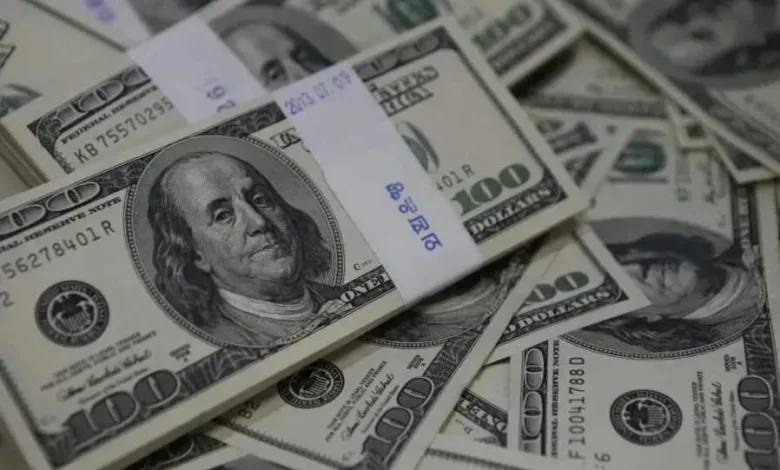 أسعار-الدولار-تترقب-تحركات-الفائدة-الأمريكية-والاحتياطي-النقدي