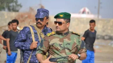 اخبار-اليمن-الان-|-انهيار-شبكة-تهريب-مهاجرين-في-أبين.-مدير-الأمن-السياسي-يُعفى-فجأة-وسط-تورط-بقضية-صادمة!
