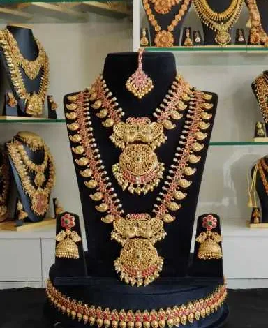 تغيرات-مفاجئة.-أسعار-الذهب-في-جزر-القمر-اليوم-الأحد-24-–-8-2025