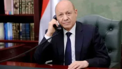 اخبار-اليمن-الان-|-الرئيس-العليمي-يتابع-مع-المحافظ-لملس-أضرار-السيول-في-عدن