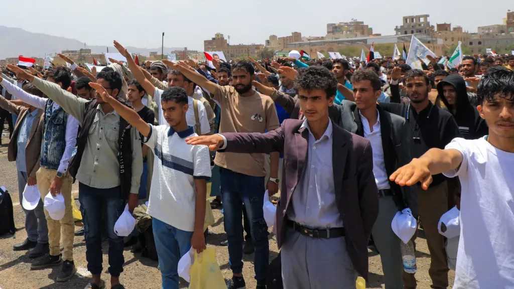 اخبار-اليمن-الان-|-وزير-الإعلام-في-مقال-على-(the-media-line):-الحوثيون-حولوا-اليمن-إلى-ساحة-اختبار-للأسلحة-الإيرانية