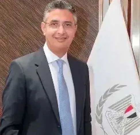 وزير-التموين-المصرى-يتابع-تنفيذ-المستودع-الاستراتيجي-بالسويس