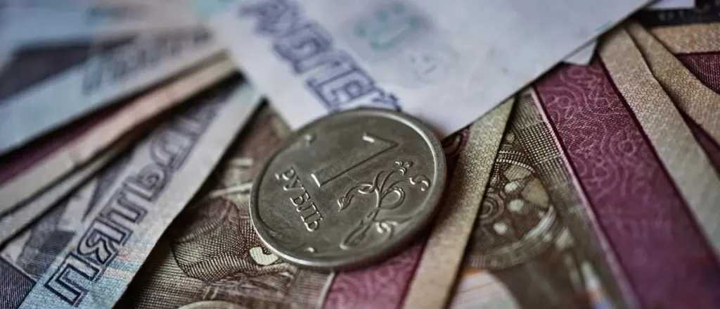 تغيرات-جديدة.-أسعار-الروبل-الروسي-مقابل-الريال-اليمني-بداية-تعاملات-اليوم-الثلاثاء-26-–-8-2025