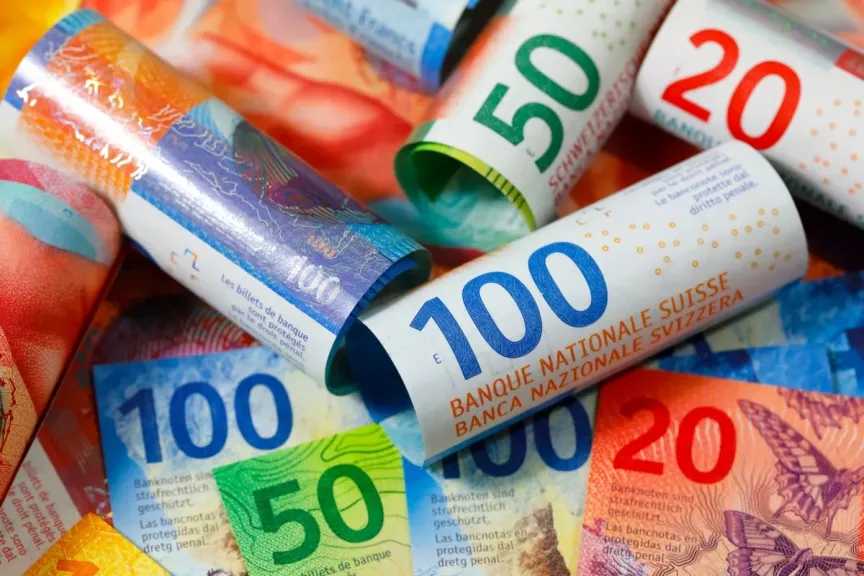 تحديث-يومي.-أسعار-الفرنك-السويسري-مقابل-الريال-اليمني-بداية-تعاملات-اليوم-الثلاثاء-26-–-8-2025
