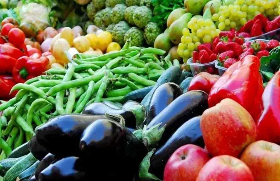 القلقاس-بـ-15-جنيهًا…أسعار-الخضروات-والفاكهة-اليوم-الثلاثاء-فى-مصر