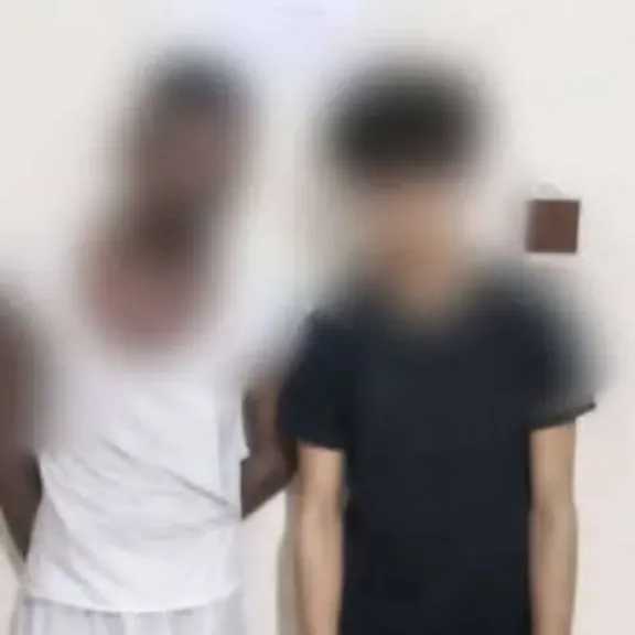 اخبار-اليمن-الان-|-”مداهمة-مفاجئة-في-قلب-الغيضة.-ضبط-متهمَين-بحوزتهما-حشيش-ومبالغ-نقدية-بأحد-الفنادق!”