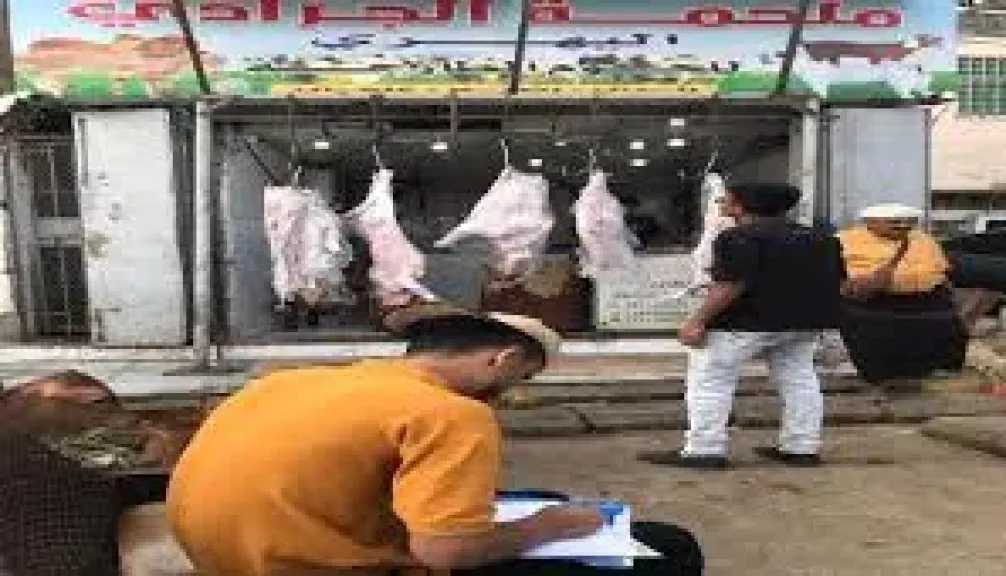 اخبار-اليمن-الان-|-”معركة-اللحم-في-عدن”:-إضراب-شامل-يشلّ-سوق-الملاحم-بعد-قرار-تسعير-جديد”!