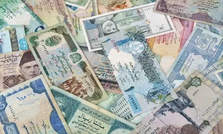 أسعار-العملات-العربية-والأجنبية-مقابل-الجنيه-المصري-بداية-تعاملات-اليوم-الخميس28-–-8-2025