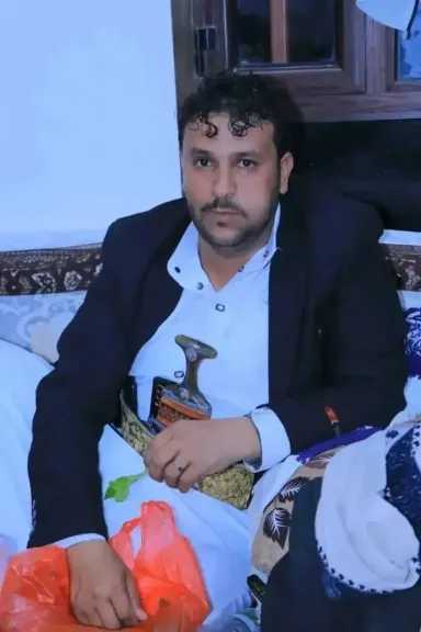 اخبار-اليمن-الان-|-حقنه-الأطباء-دون-فحص.-وفاة-شاب-نتيجة-خطأ-طبي-قاتل-بعد-ذهابه-للمستشفى-على-قدميه