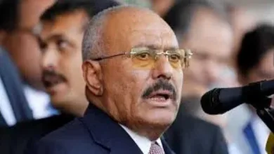 اخبار-اليمن-الان-|-محامي-بارز-يفضح-”خائنًا-داخليًا”-خلال-معركة-علي-صالح-مع-الحوثيين-!”