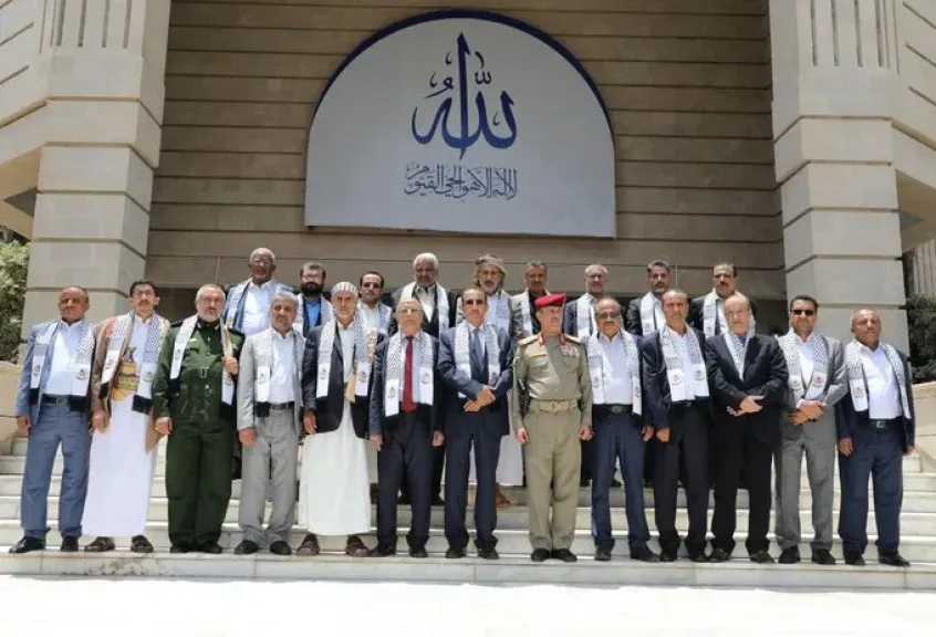 اخبار-اليمن-الان-|-الكشف-عن-تفاصيل-الساعات-الأخيرة-في-حياة-وزراء-حكومة-الحوثي-ومنع-البعض-من-حضور-الاجتماع-”المشؤوم”