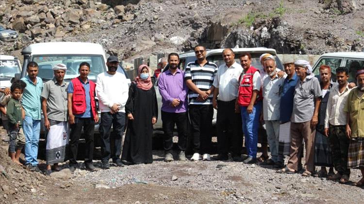 السلطة المحلية بمديرية الضالع تطلع على تنفيذ المرحلة الثانية من مشروع الصرف الصحي لمنطقة المطار المعزاج.