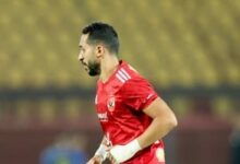 ريبيرو يستقر على قيادة كريم فؤاد للجبهة اليسري للأهلى أمام المحلة