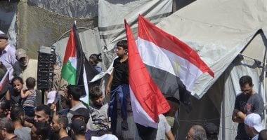 رافعين علم مصر.. تظاهرات فى غزة دعما للمقترح المصرى لوقف الحرب.. صور