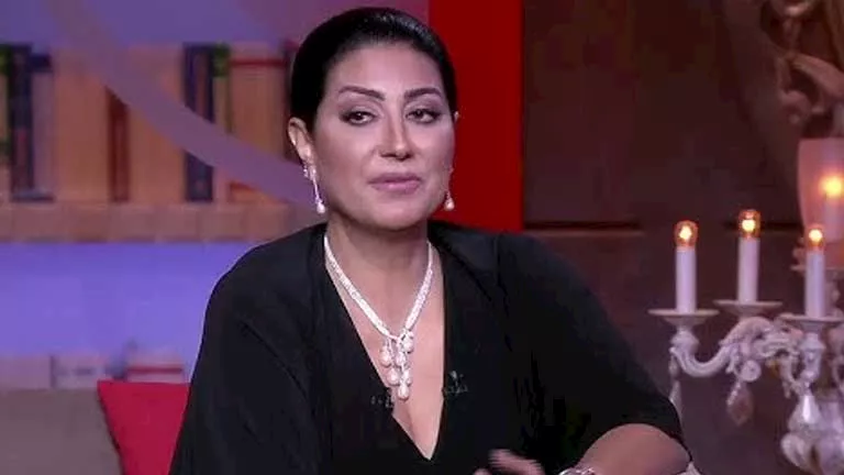 "أنا ست قوية ومش هسكت عن حقي".. أول تعليق من وفاء عامر بعد أزمتها الأخ