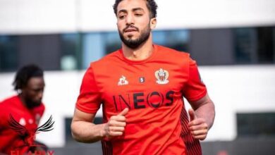 شوبير يحسم الجدل بشأن عودة محمد عبد المنعم للأهلي