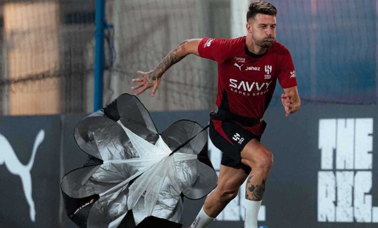 ملايين الدولارات.. ما سعر ومواصفات آخر سيارة ظهر بها رونالدو؟ (فيديو)