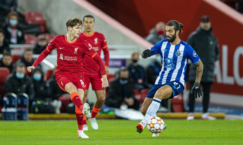لاعب ليفربول ينتقل إلى ليون