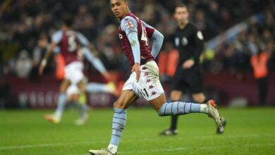 ديلي ميل: نيوكاسل يقترب من حسم صفقة ضم نجم أستون فيلا