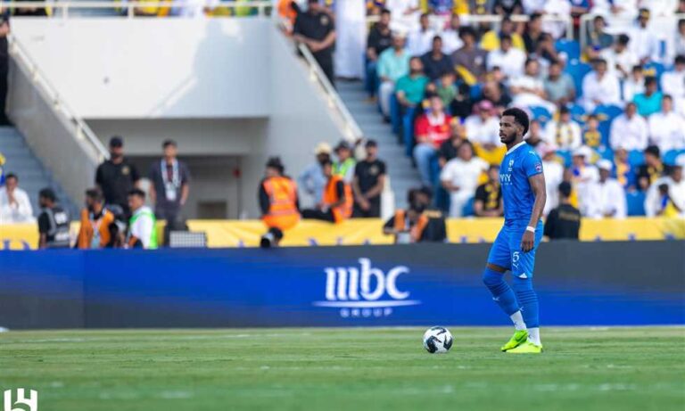 تقرير: اتحاد جدة يعرض التكفل براتب البليهي من أجل موافقة الهلال على رحيله