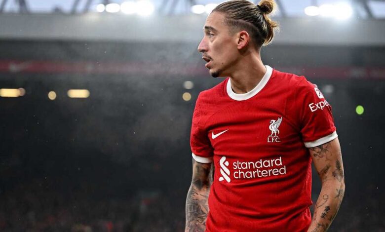 تقرير: روما يفاوض ليفربول من أجل ضم مدافعه