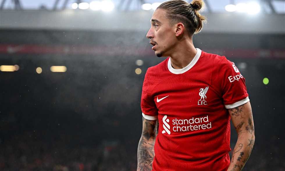 تقرير: روما يفاوض ليفربول من أجل ضم مدافعه