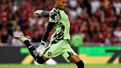 رومانو: وست هام يقدم عرضا لضم جون فيكتور حارس مرمى بوتافوجو