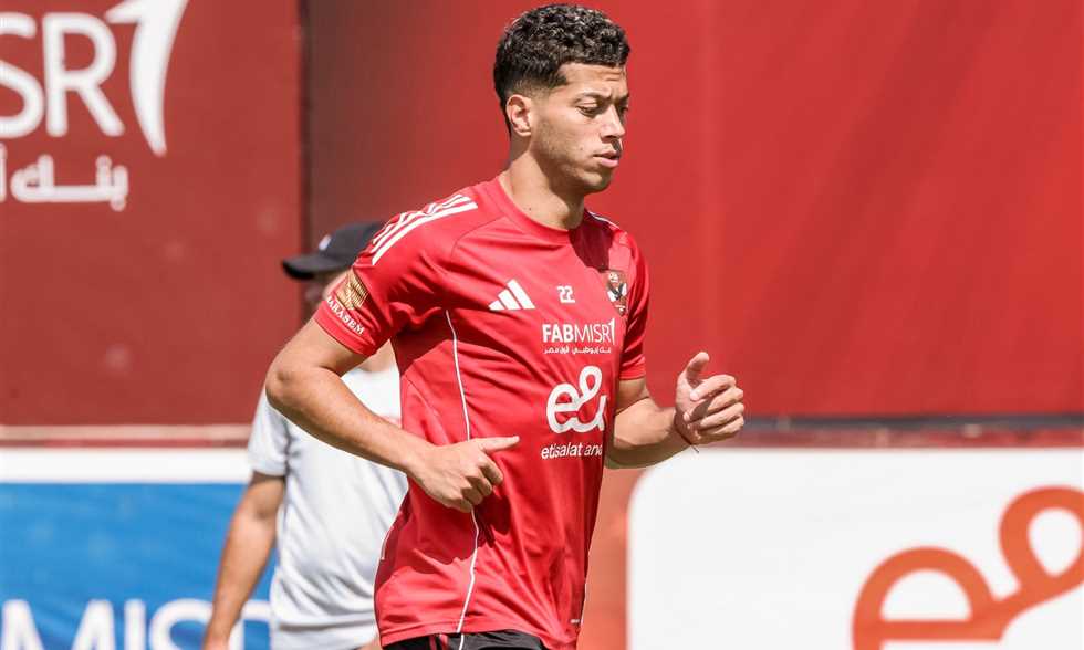 "تأكد غياب رباعي الفريق".. قناة الأهلي تكشف موقف المصابين قبل مواجهة بيراميدز