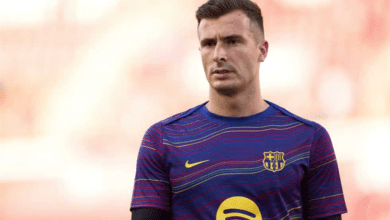 بعد تمديد تعاقده.. برشلونة يعلن إعارة بينيا إلى إلتشي