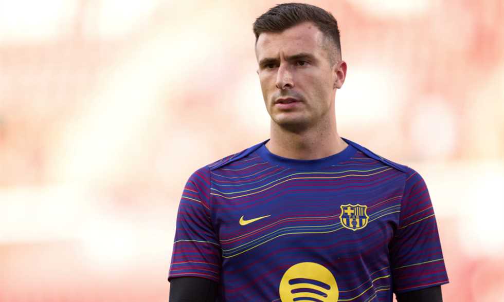 بعد تمديد تعاقده.. برشلونة يعلن إعارة بينيا إلى إلتشي