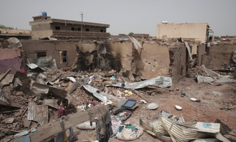 السودان.. أوضاع معقدة في الفاشر والتأسيسي يدعو المدنيين للمغادرة وفتح ممرات آمنة