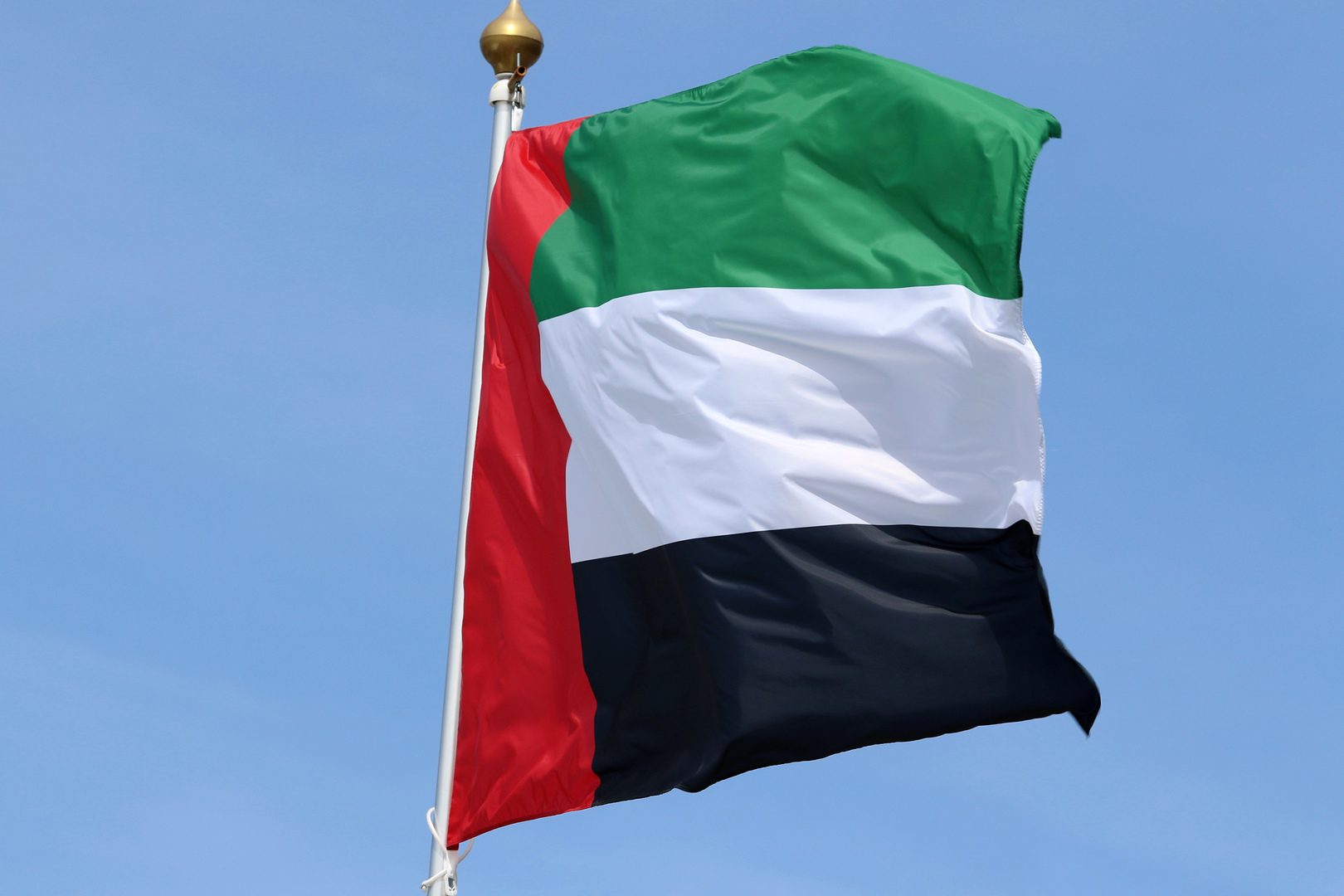 الإمارات تدعو إلى إنهاء الحرب في السودان وتندد بتنامي المعلومات المضللة والزائفة