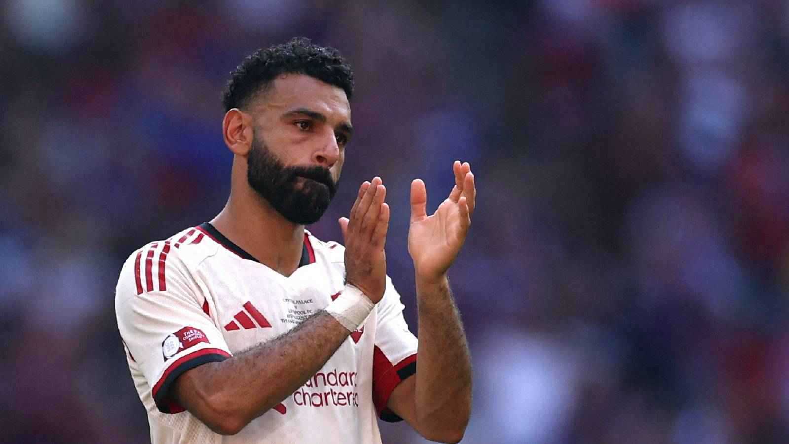 مذيع مشهور يعلن مغادرة