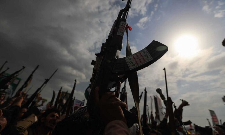 تونس تحكم بسجن الصحفي محمد بوغلاب عامين