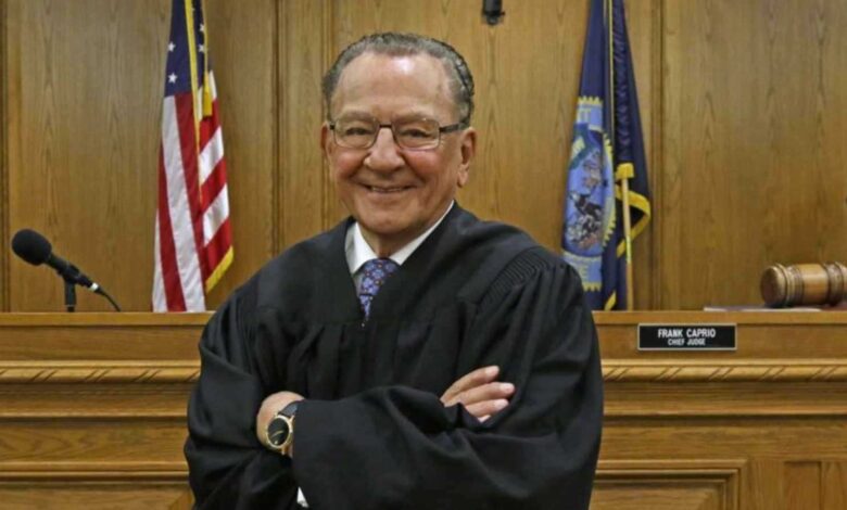 عبد الحكيم قطيفان يرد على منتقديه: لا مكان للطائفية في مواقفي