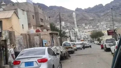 اخبار-اليمن-الان-|-الإطاحة-بعصابة-تمتهن-سرقة-السيارات-في-عدن