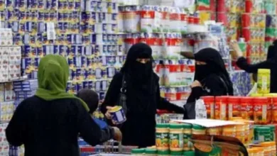 اخبار-اليمن-الان-|-سقطرى-تُقر-تسعيرة-جديدة-للمواد-الغذائية-الأساسية-انطلاقًا-من-اليوم-الخميس-في-ظل-تحسن-سعر-الصرف