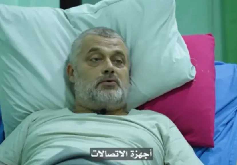 اخبار-اليمن-الان-|-اعترافات-تحت-التعذيب-لـ”أبرياء”-كانوا-في-طريقهم-إلى-السعودية-وبث-دعائي-صادم-للحوثيين-يستنفر-ردودا-دولية